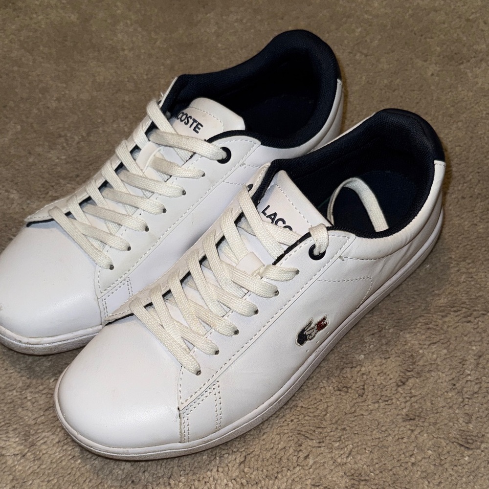 Lacoste Men's White and Navy Sneakers